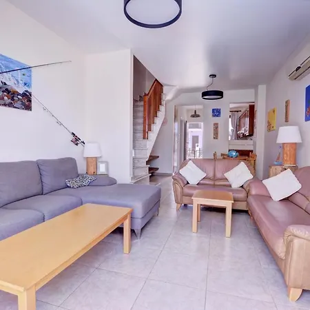 Poseidonia Villa *