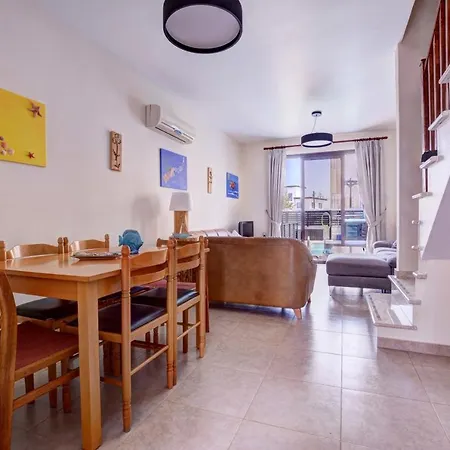 Poseidonia Villa *